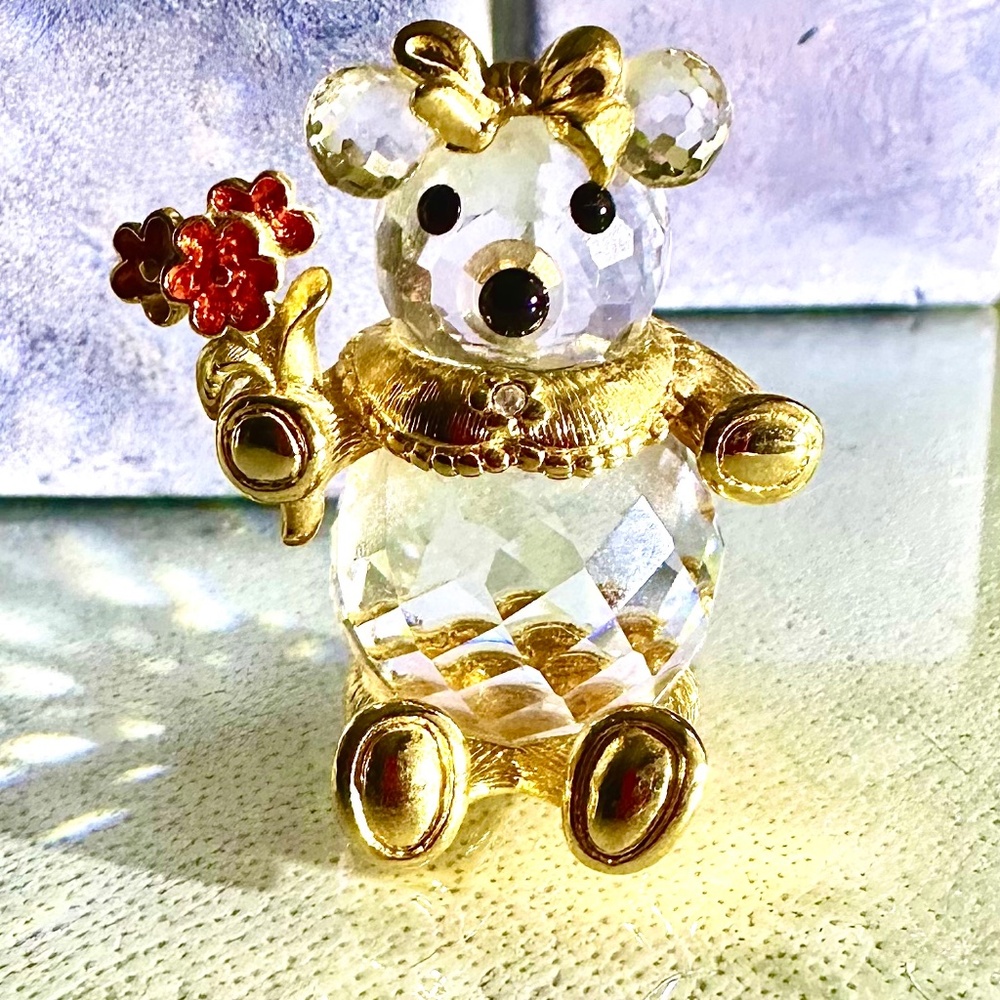 Swarovski Crystal Retired "HOLLY" Bear (1980s) MINT